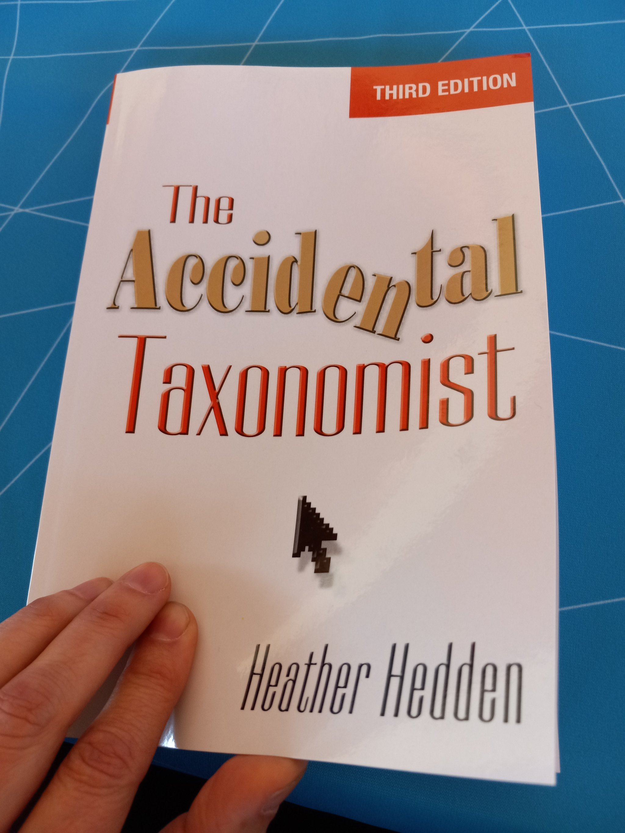 Promoting The Accidental Taxonomist 3rd Edition with Conference Discount and Online Offer