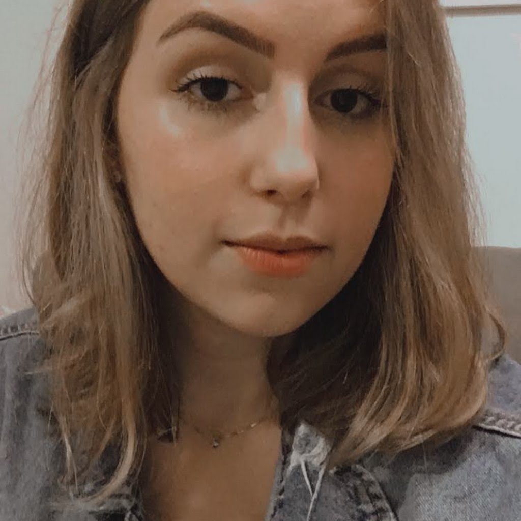 Avatar of Luana d.
