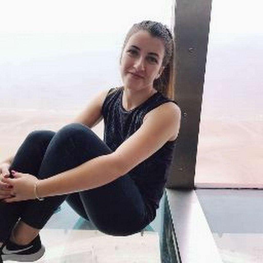 Avatar of Madalina B.