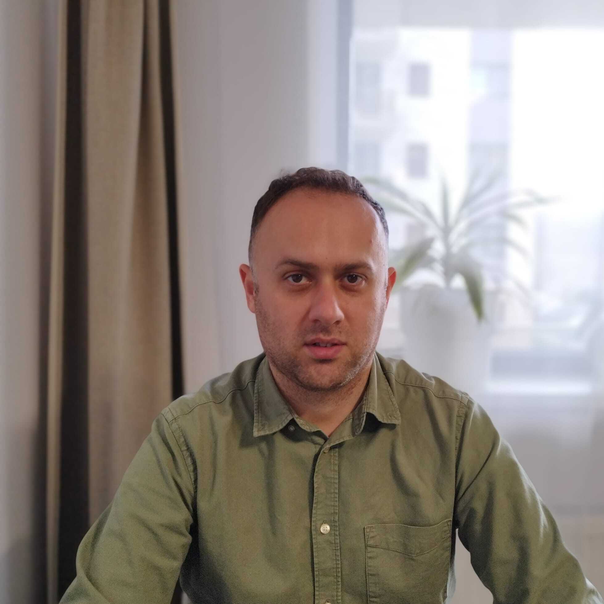 Avatar of Radu S.