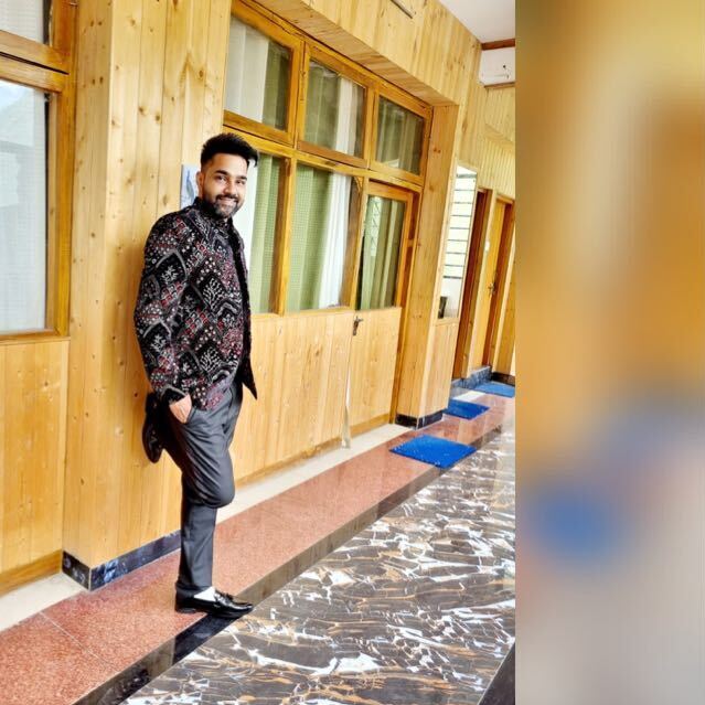 Avatar of Sujeet S.