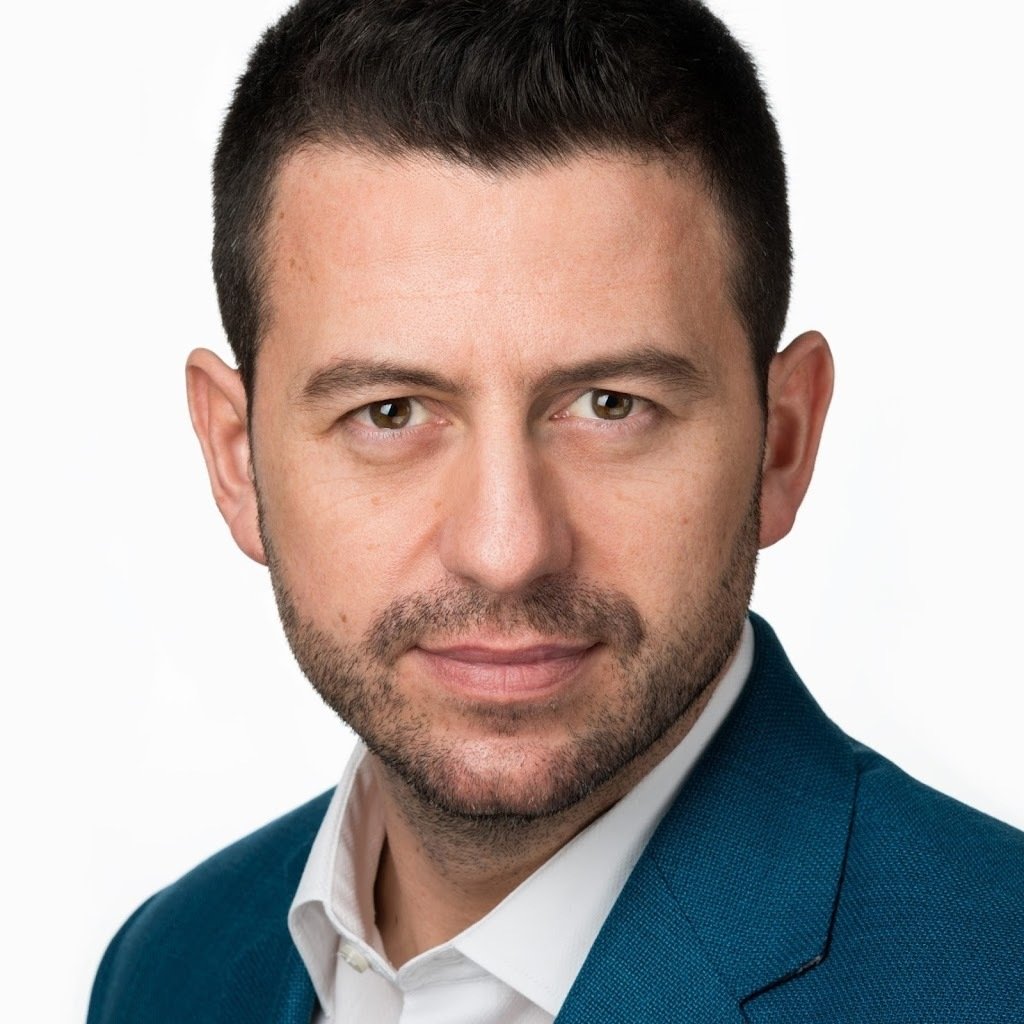 Avatar of Adrian L.