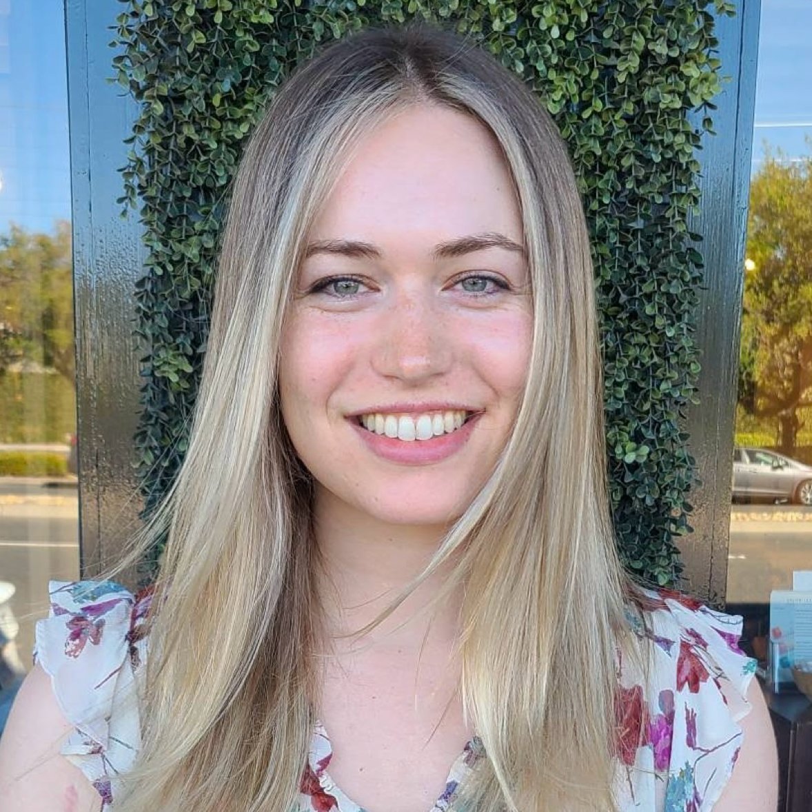 Avatar of Julia G.