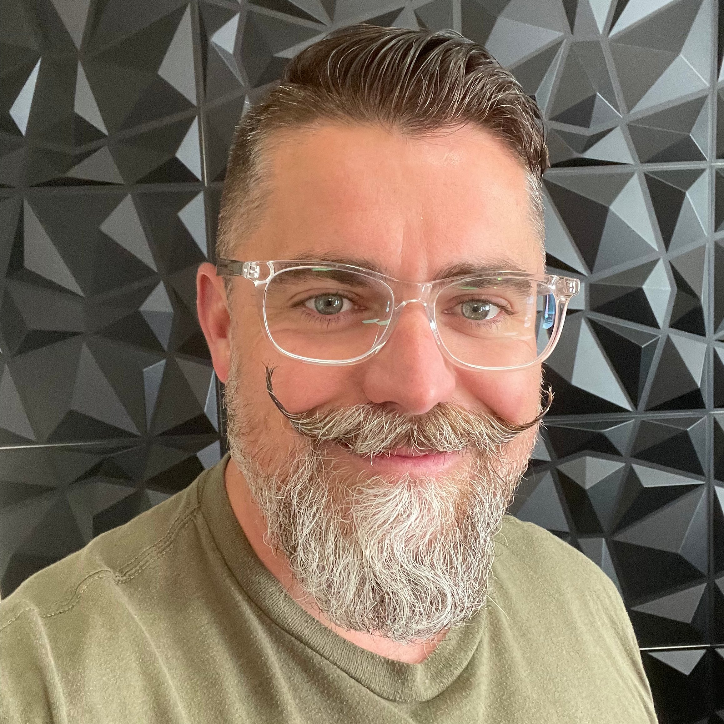 Avatar of Ian W.