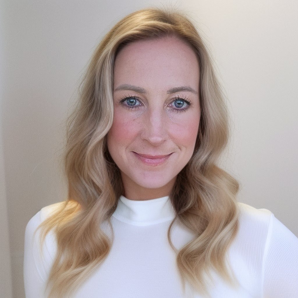 Avatar of Lyndsay Kearsey