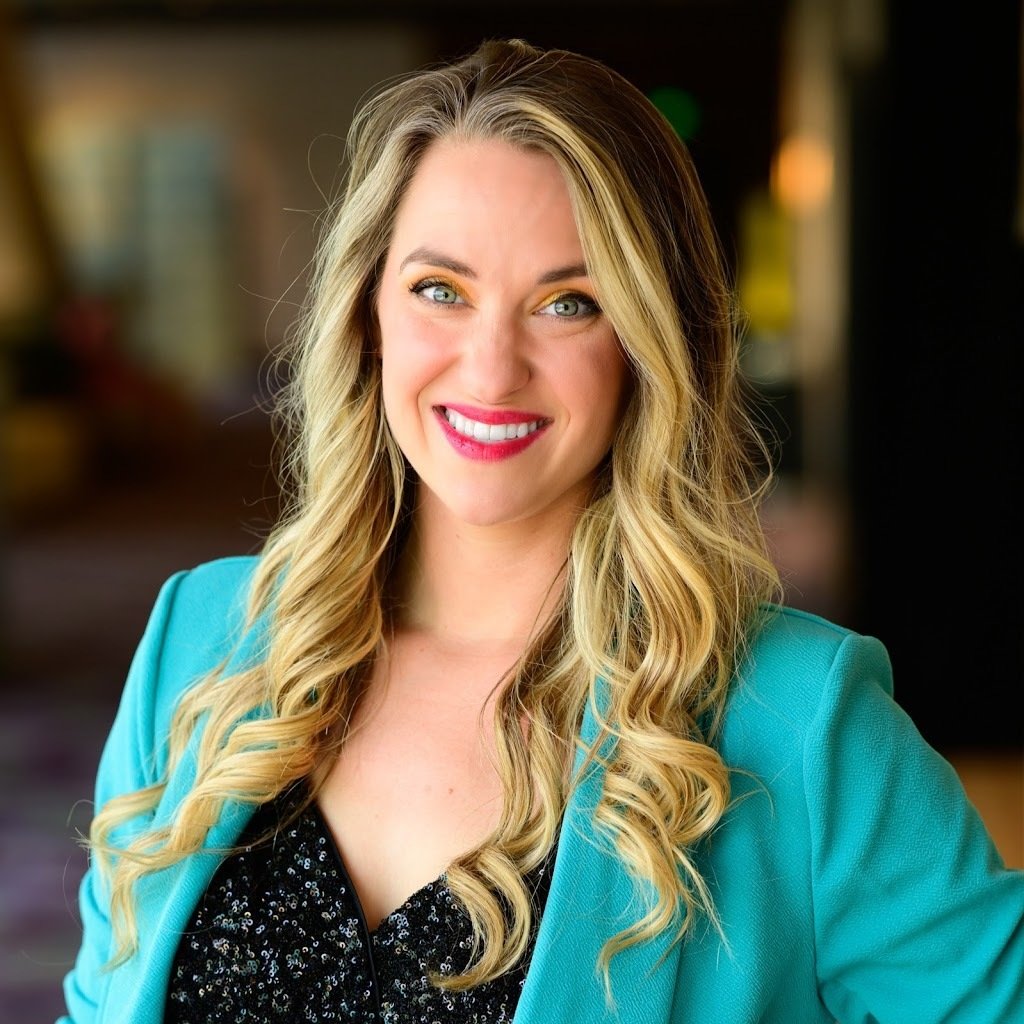 Avatar of Cassie Sneed