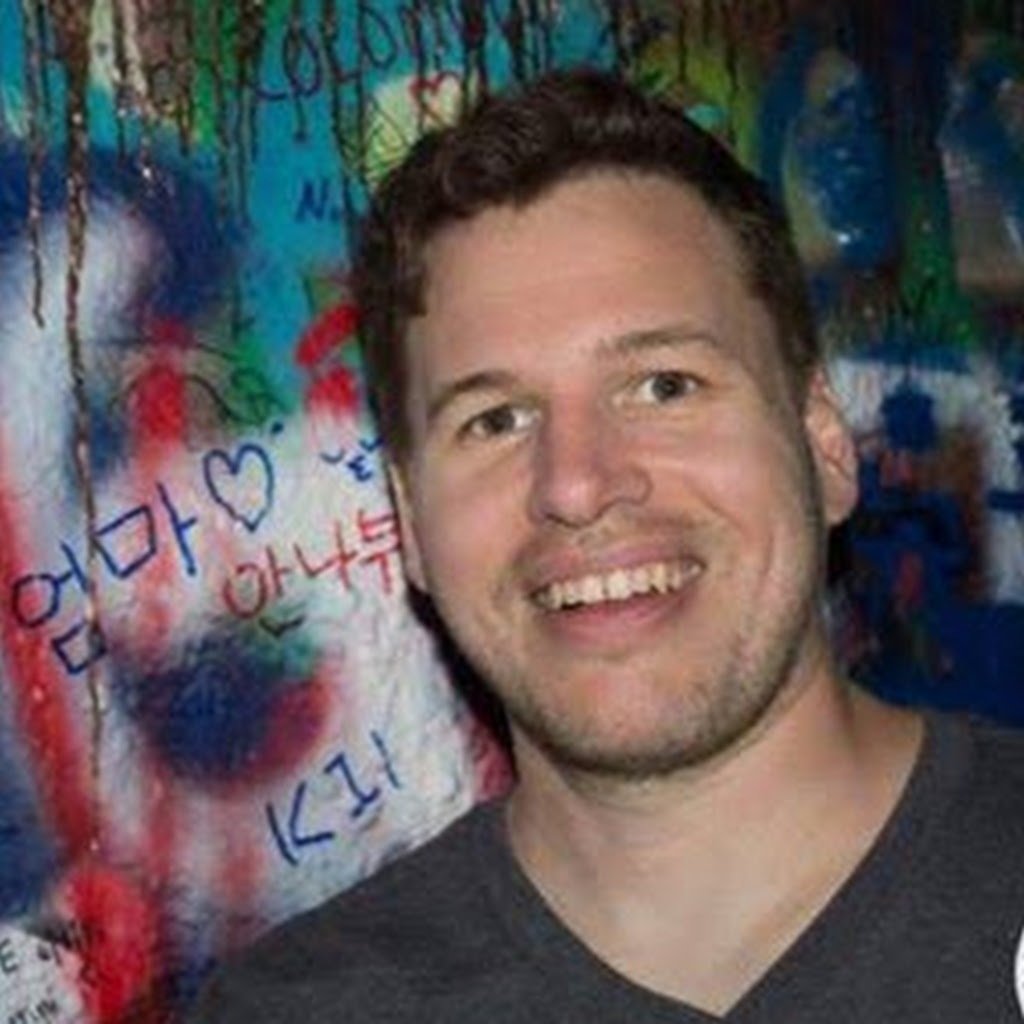 Avatar of Andrew V.