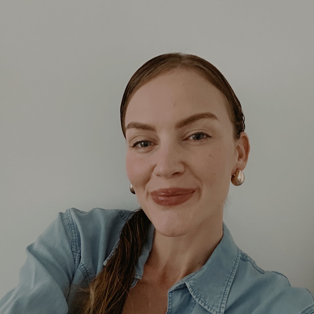 Avatar of Julie Hanell