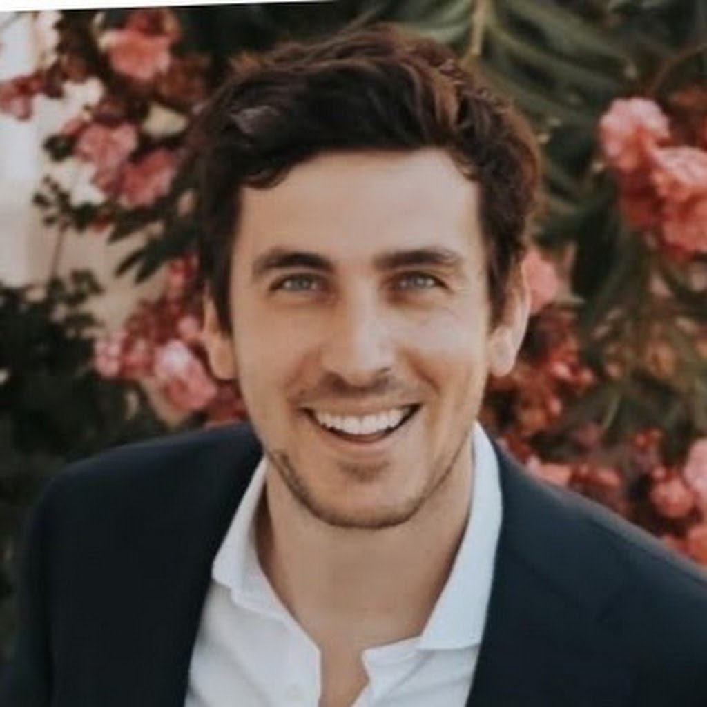 Avatar of Alex Casanova