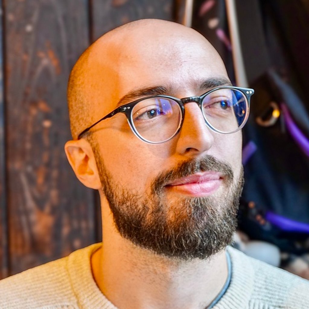 Avatar of Yann Ladeve
