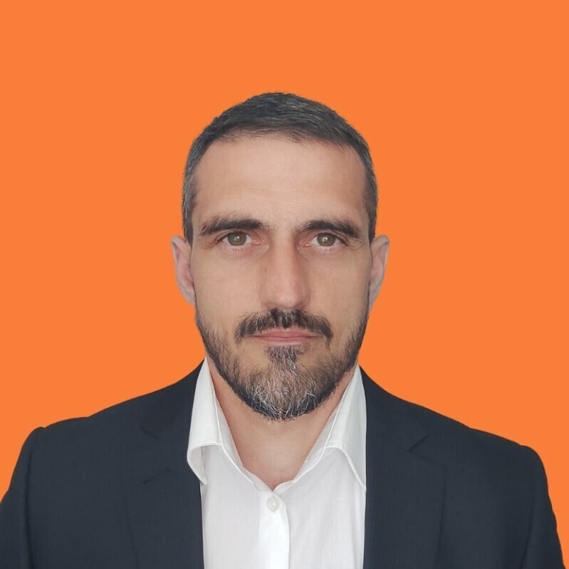 Avatar of Calin M.