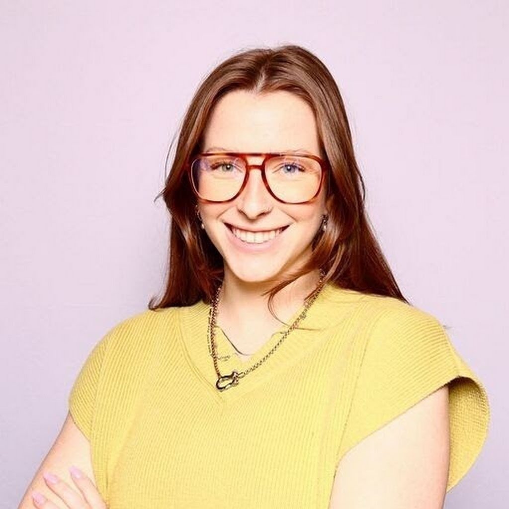 Avatar of Julia R.