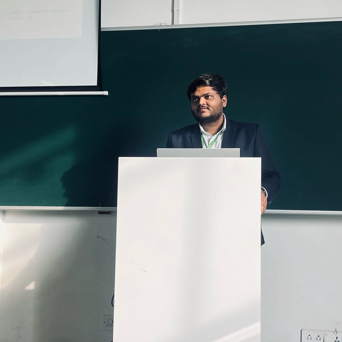 Avatar of Niraj J.