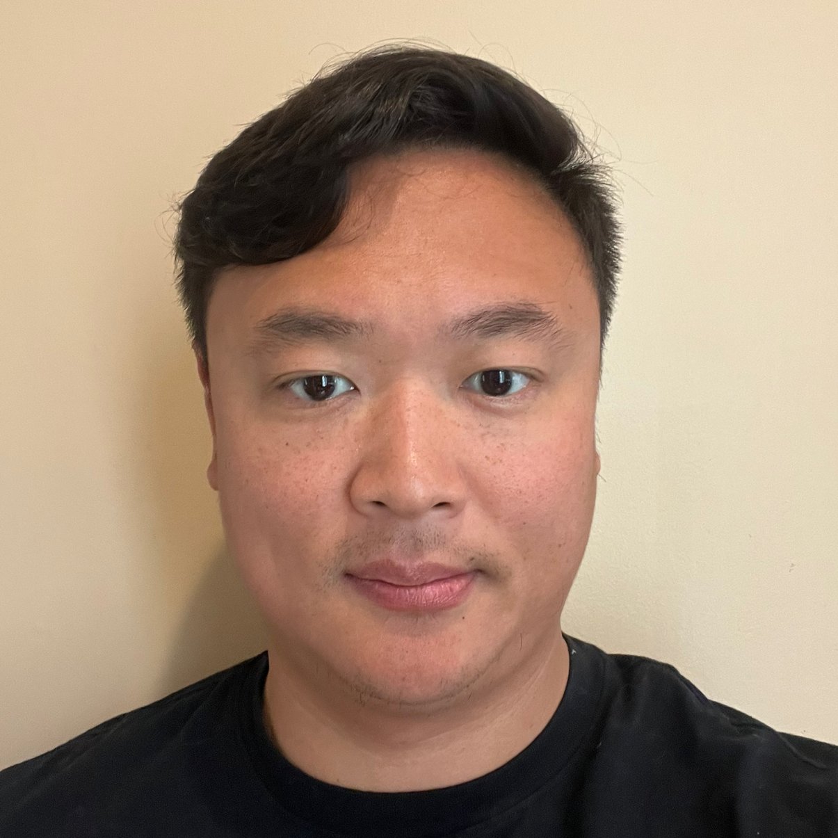 Avatar of Sung J.
