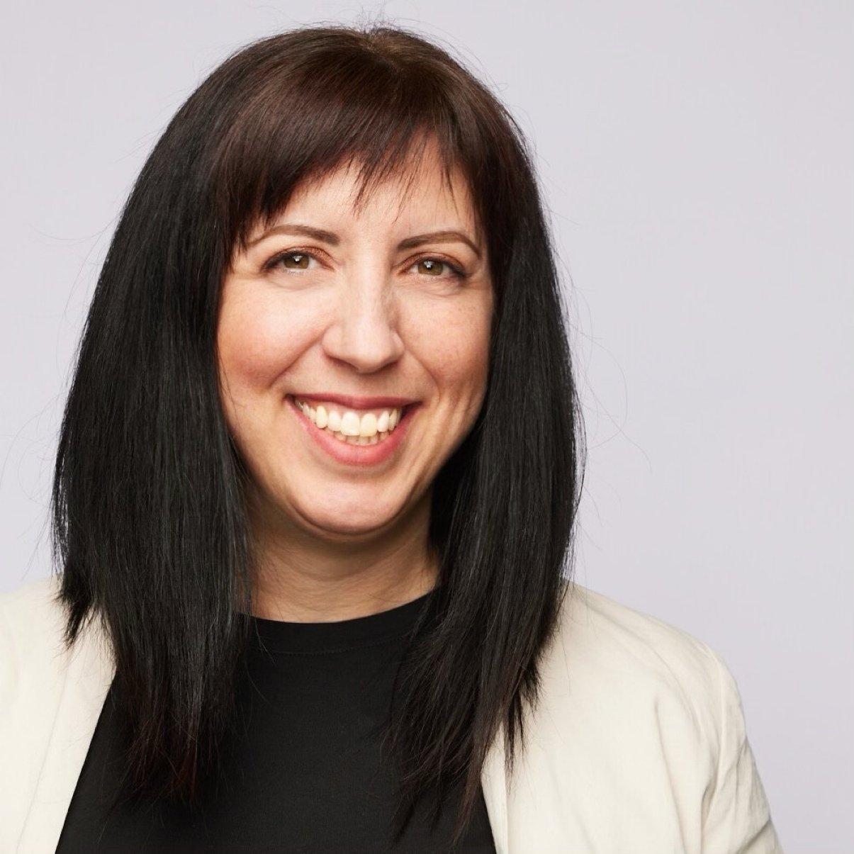 Avatar of Joelle Irvine