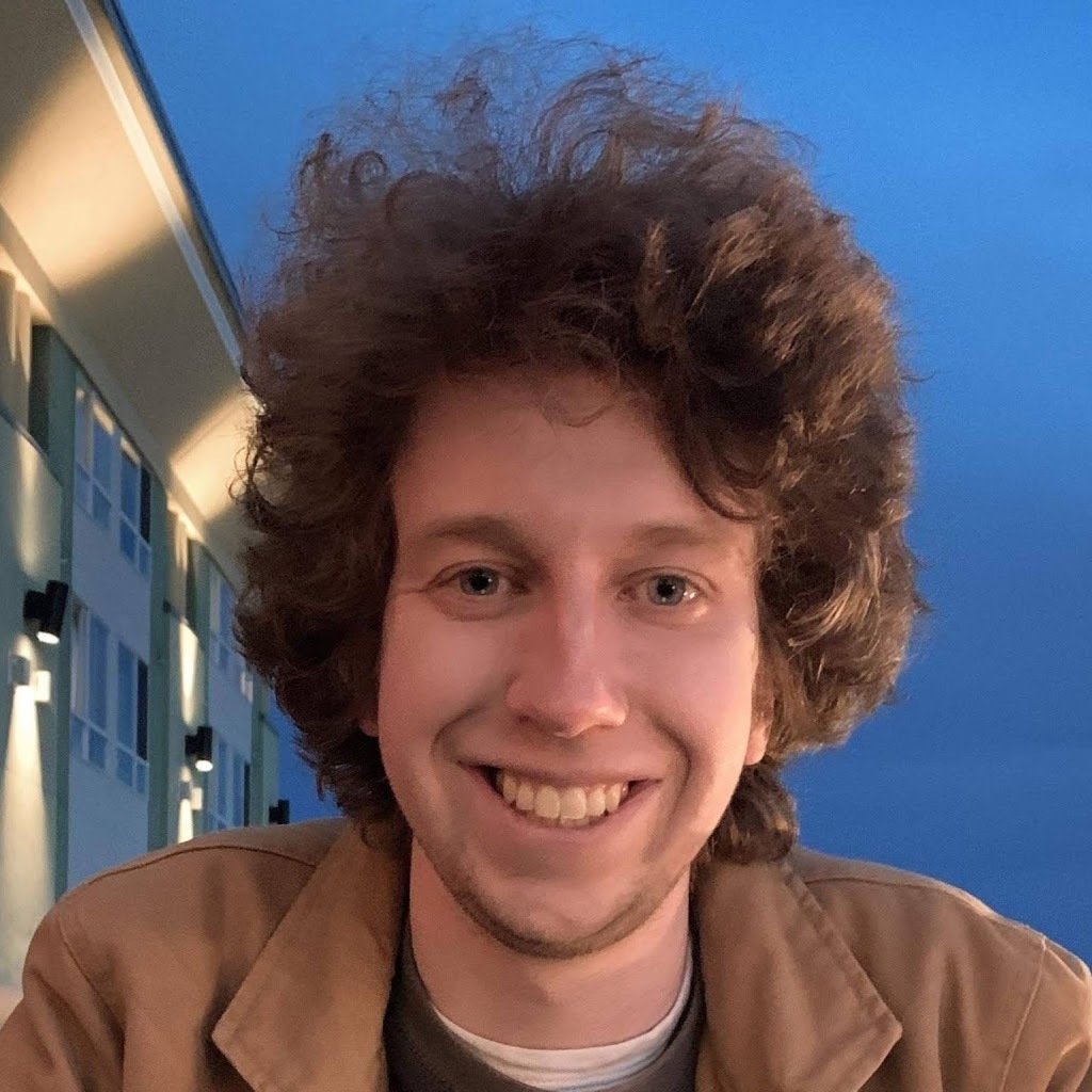 Avatar of Chris Buckley