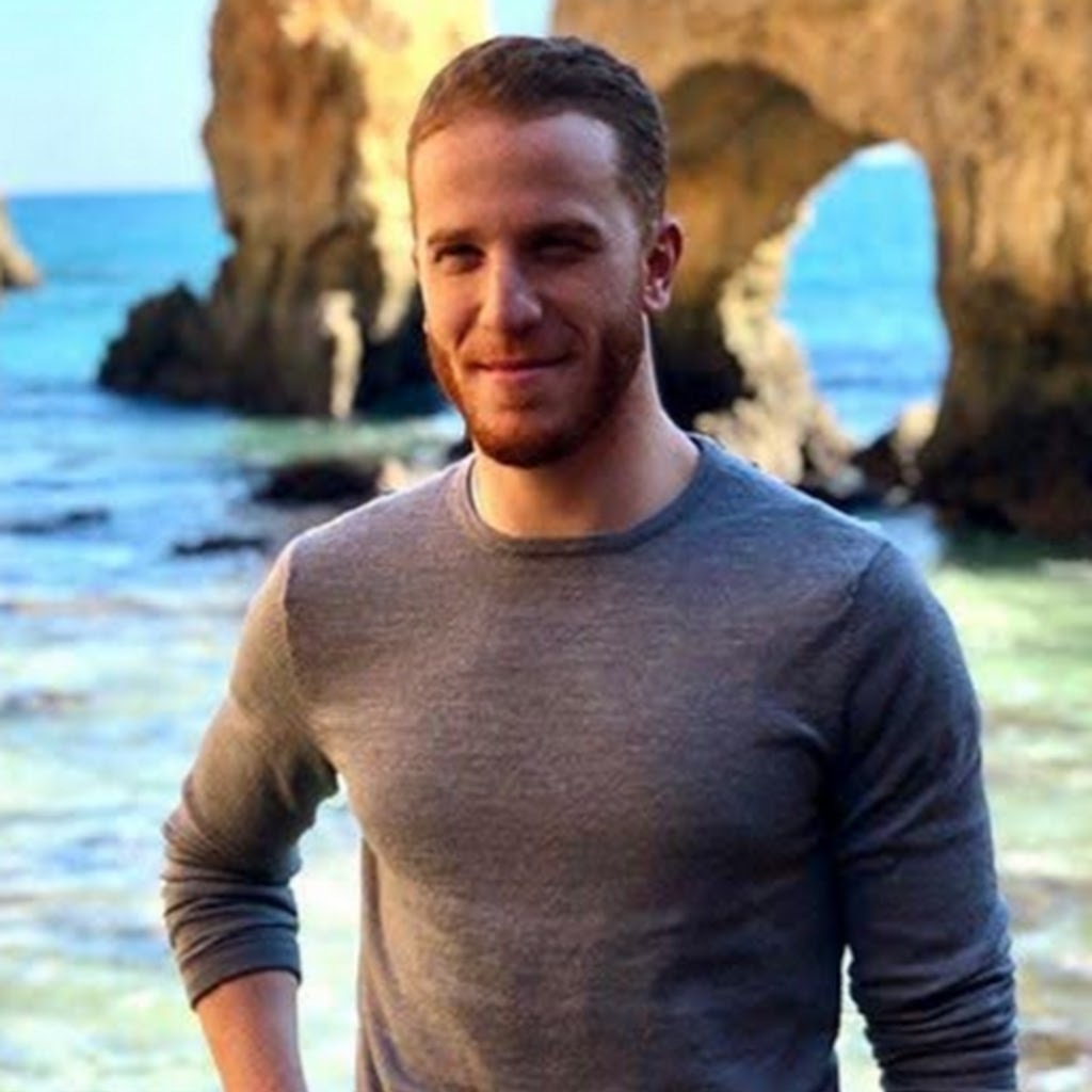 Avatar of Lyes Boukeroui