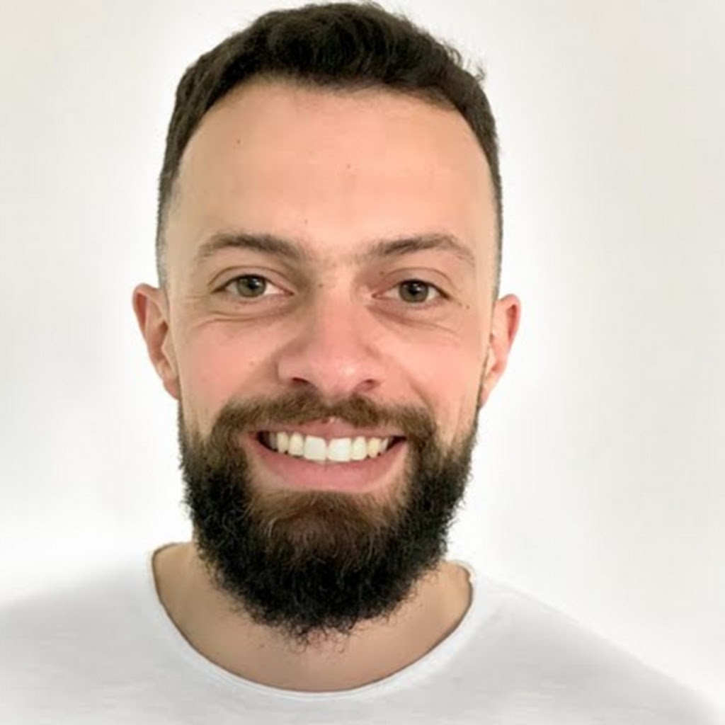 Avatar of Alvaro S.