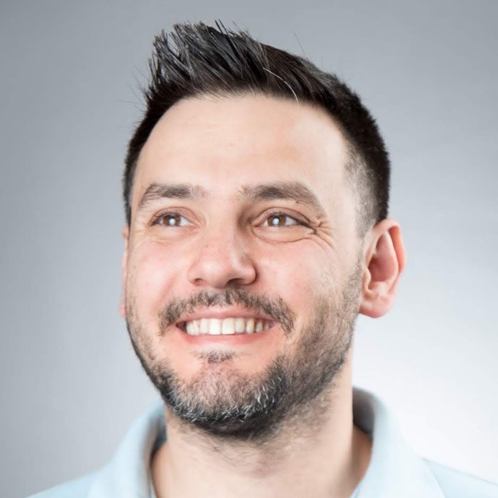Avatar of Oren R.