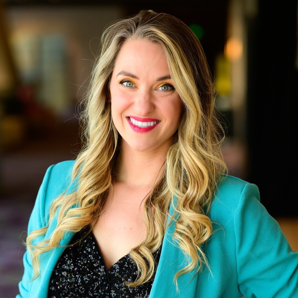 Avatar of Cassie Sneed