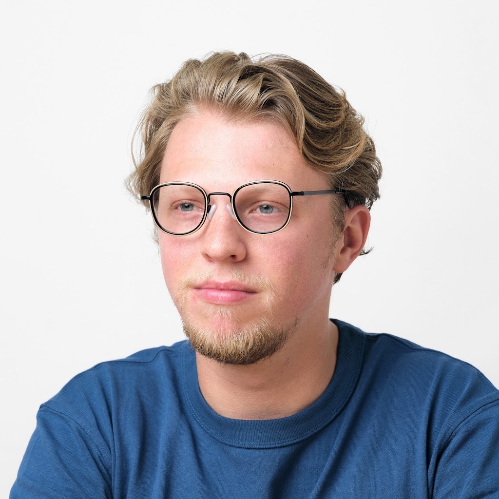 Avatar of Alex L.