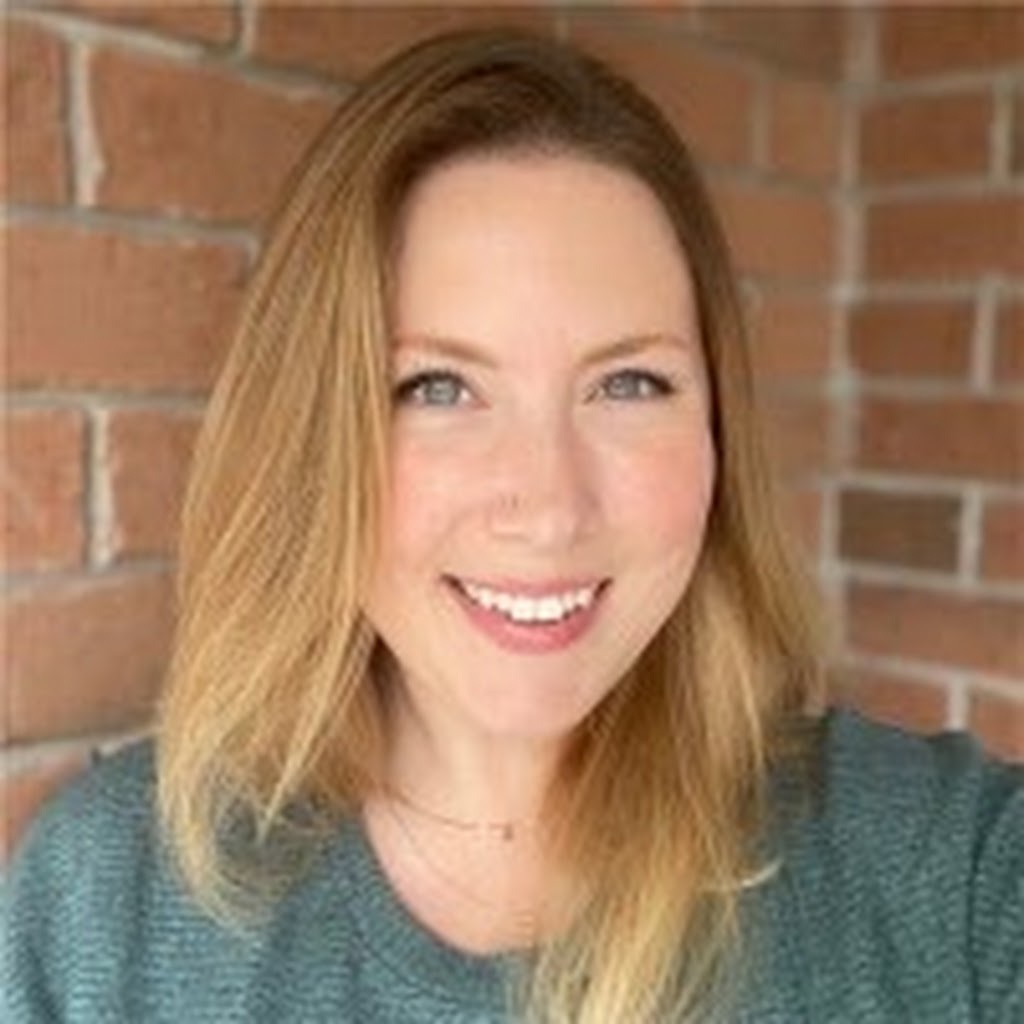 Avatar of Christi V.