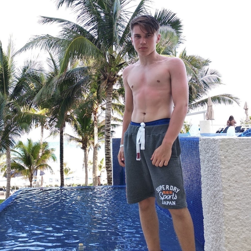 Avatar of Илья Л.