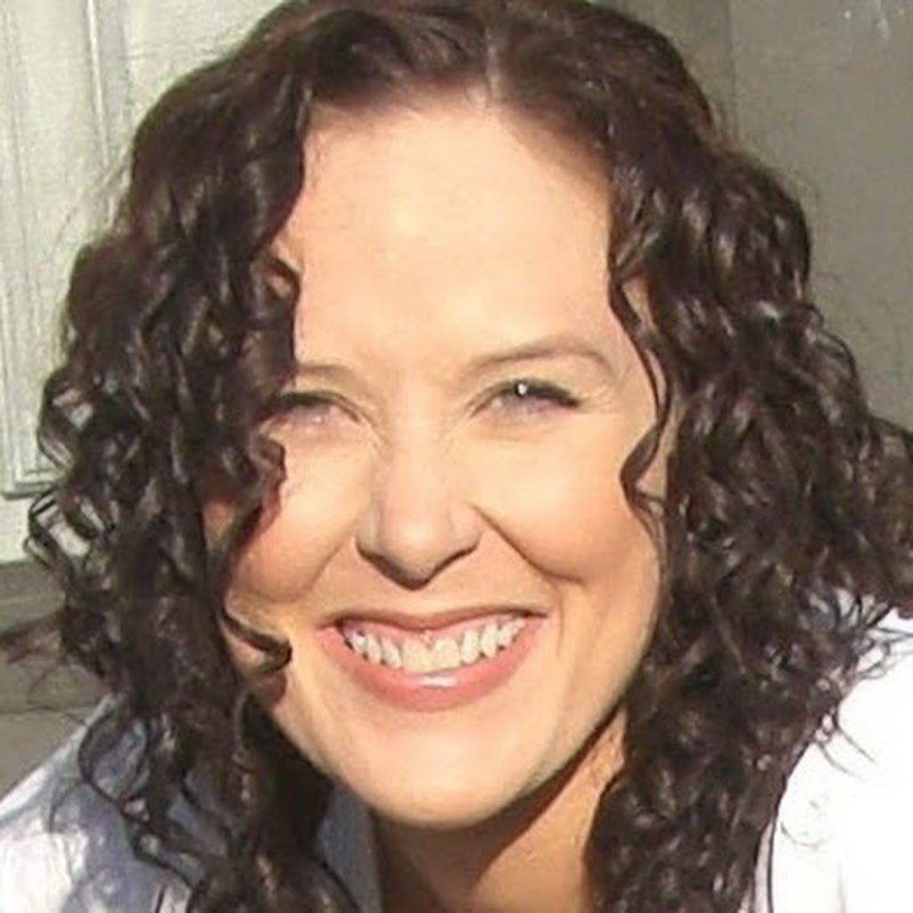 Avatar of Jennifer Castillo