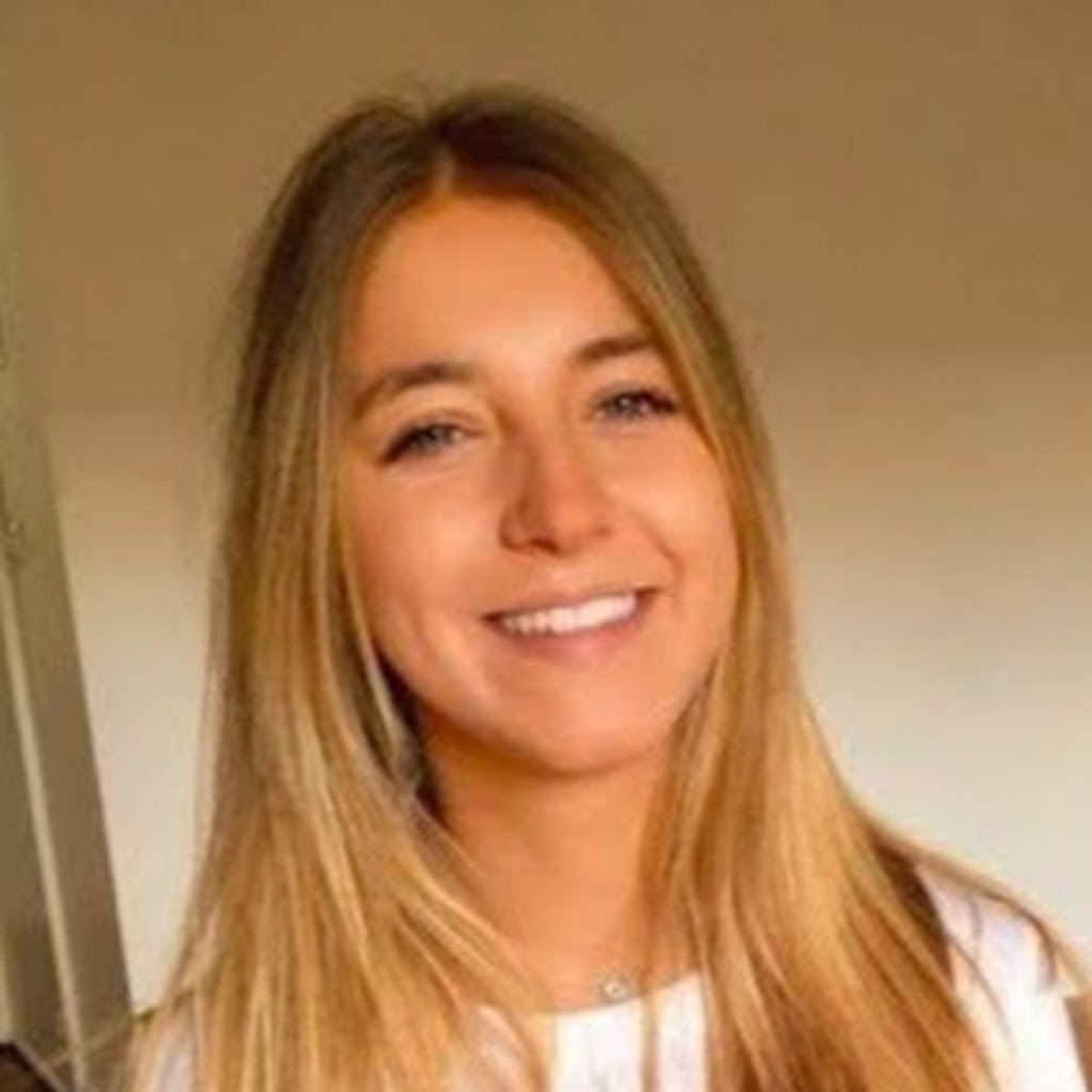 Avatar of Louise E.