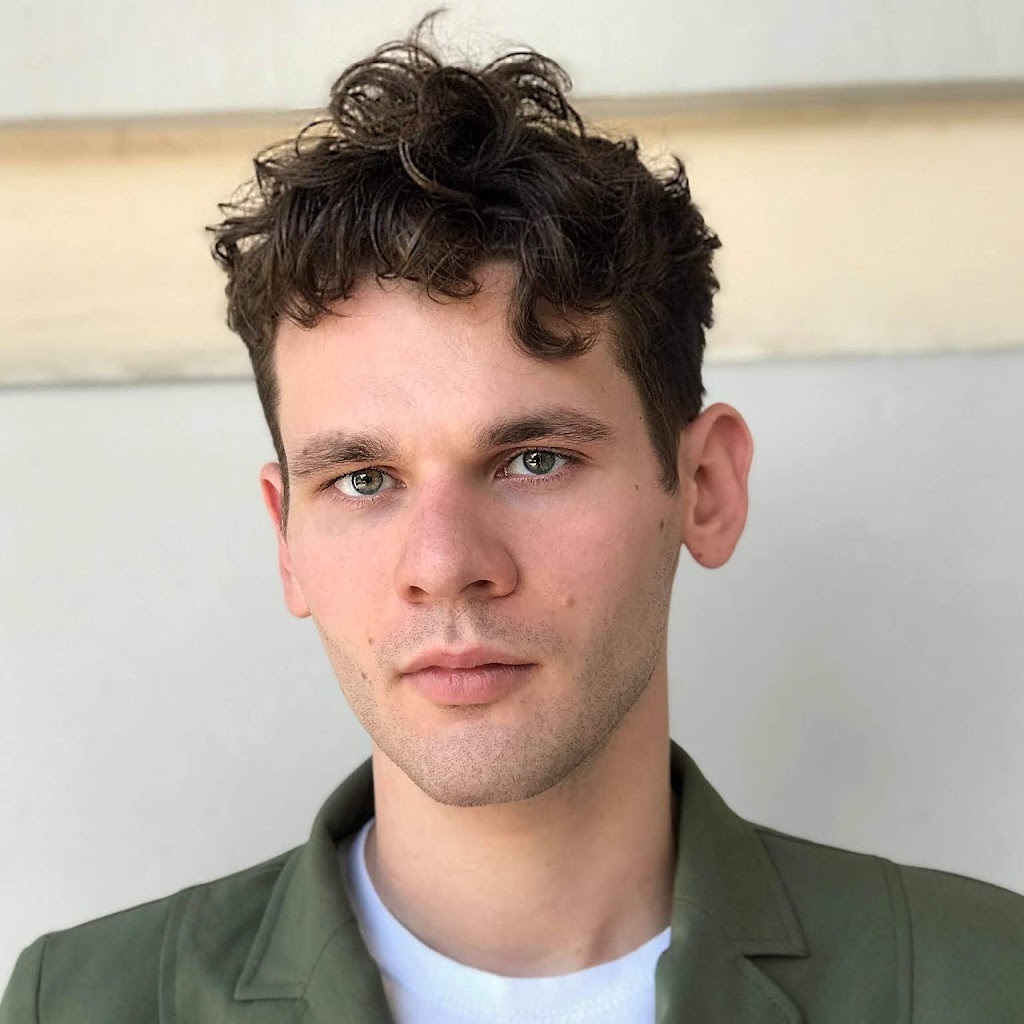 Avatar of Alex L.
