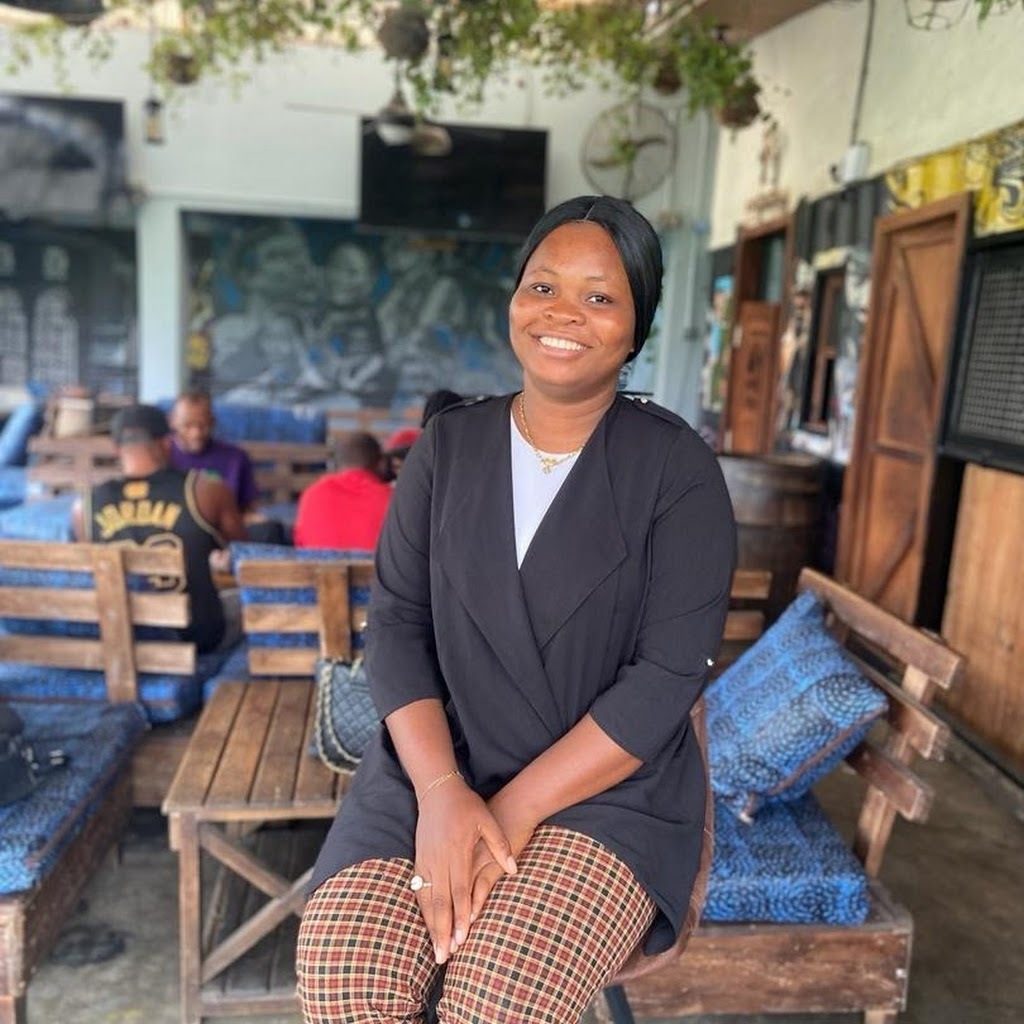 Avatar of Gladys Israel