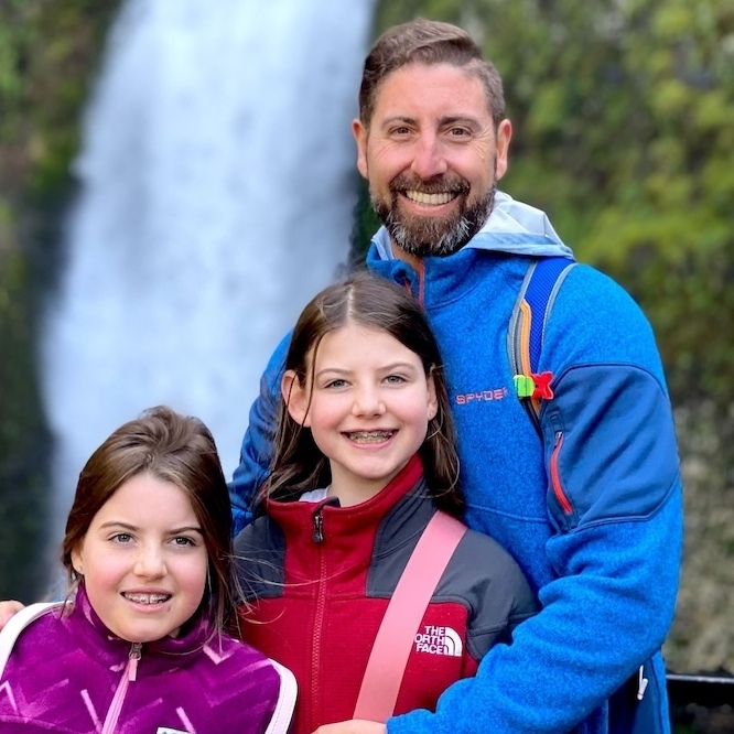 Avatar of Ari - Lighthouse GTM