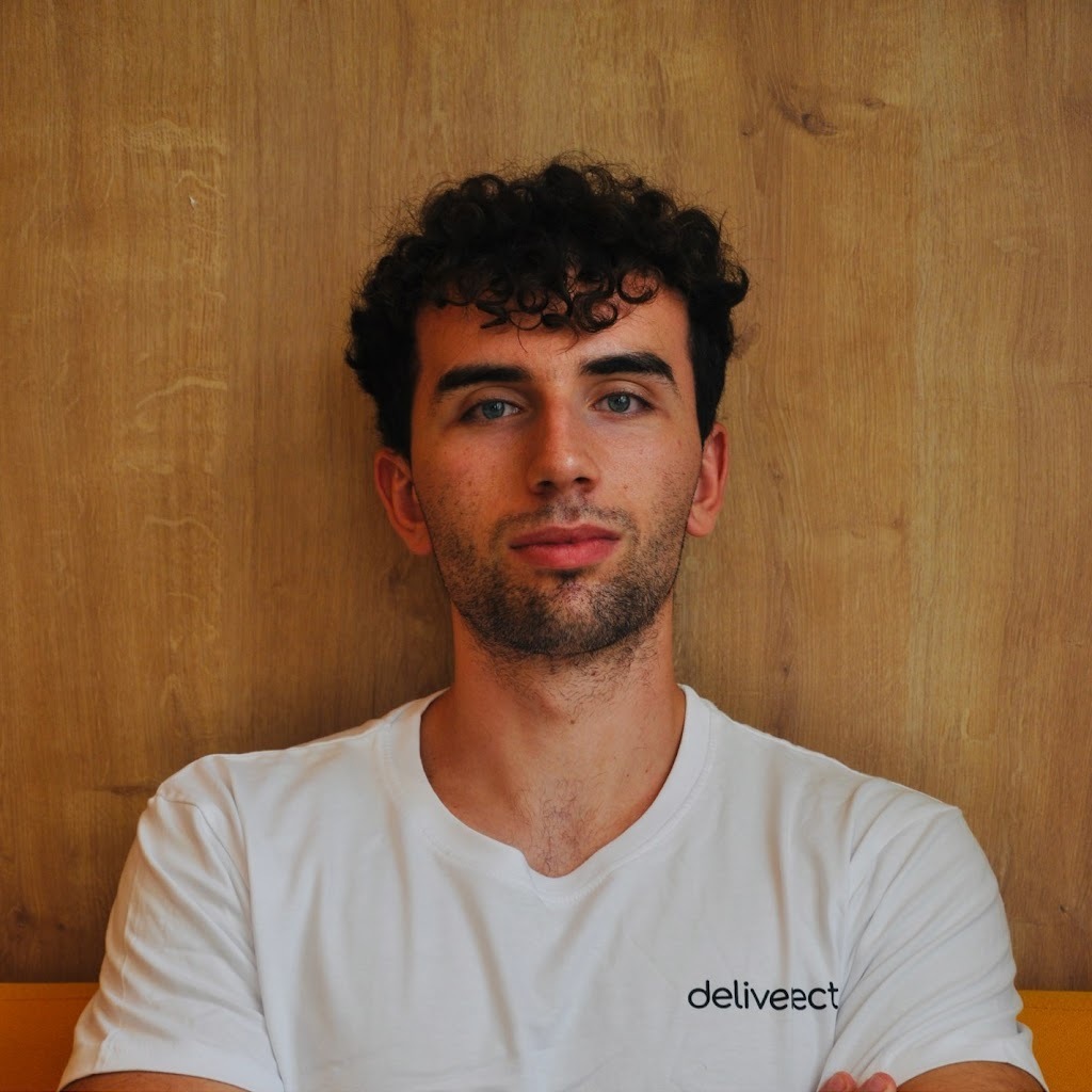 Avatar of roberto k.