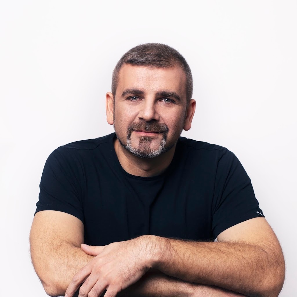 Avatar of Alex S.