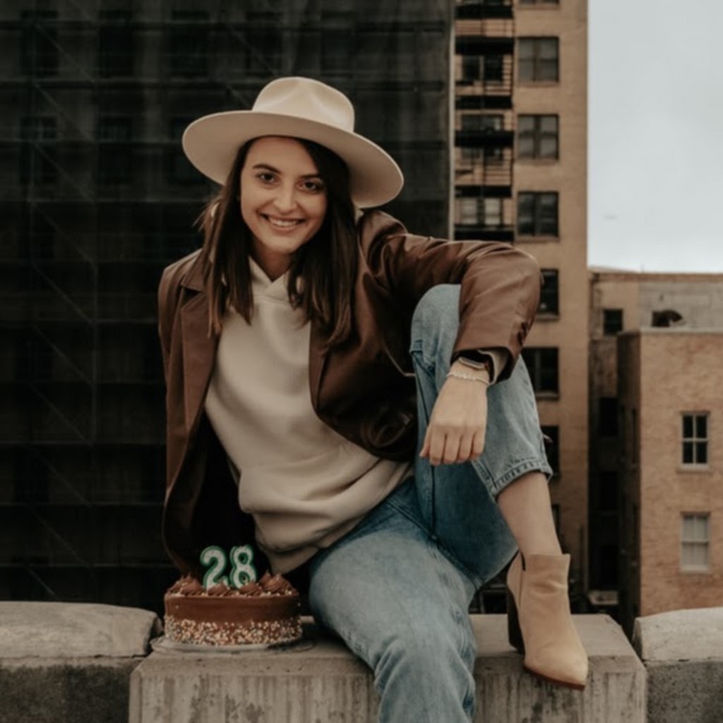 Avatar of Elizabeth H.