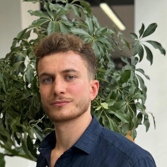 Avatar of Oli Fosh