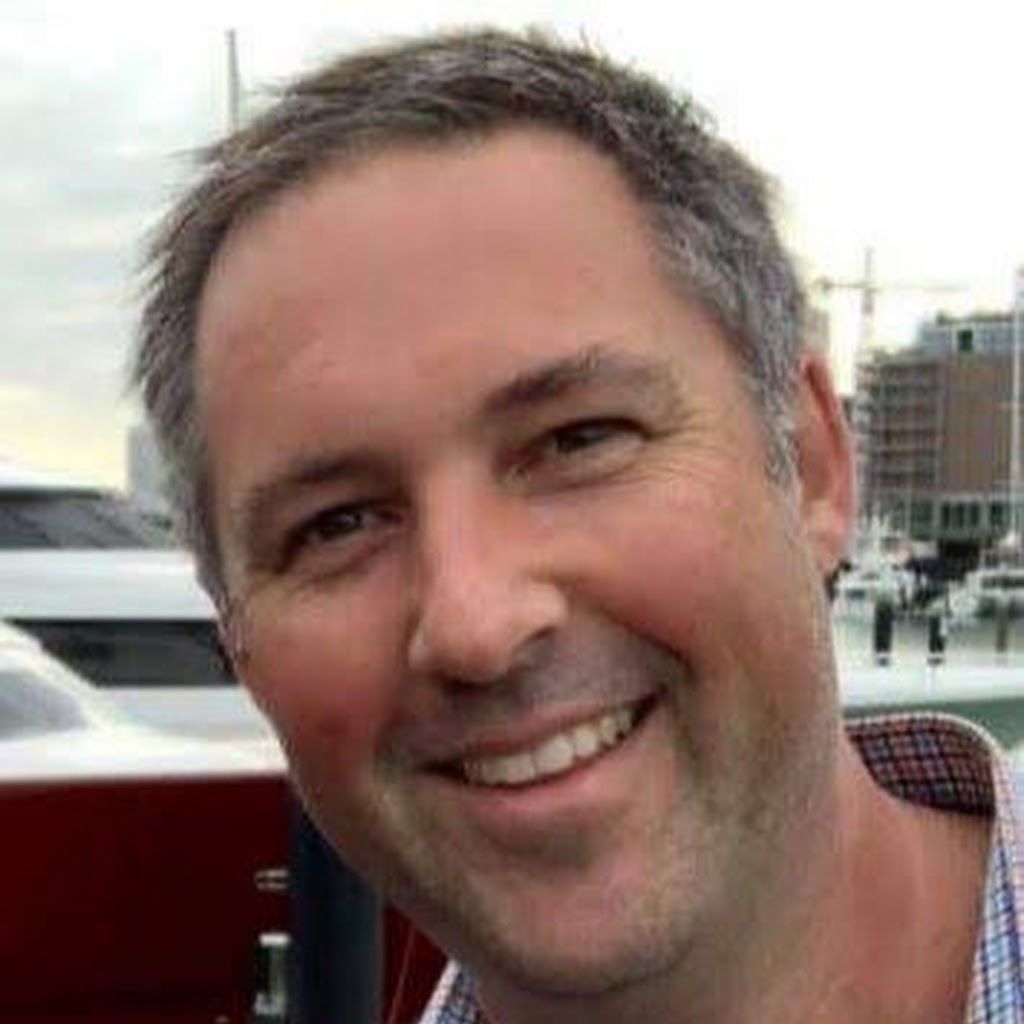 Avatar of Russell Brown